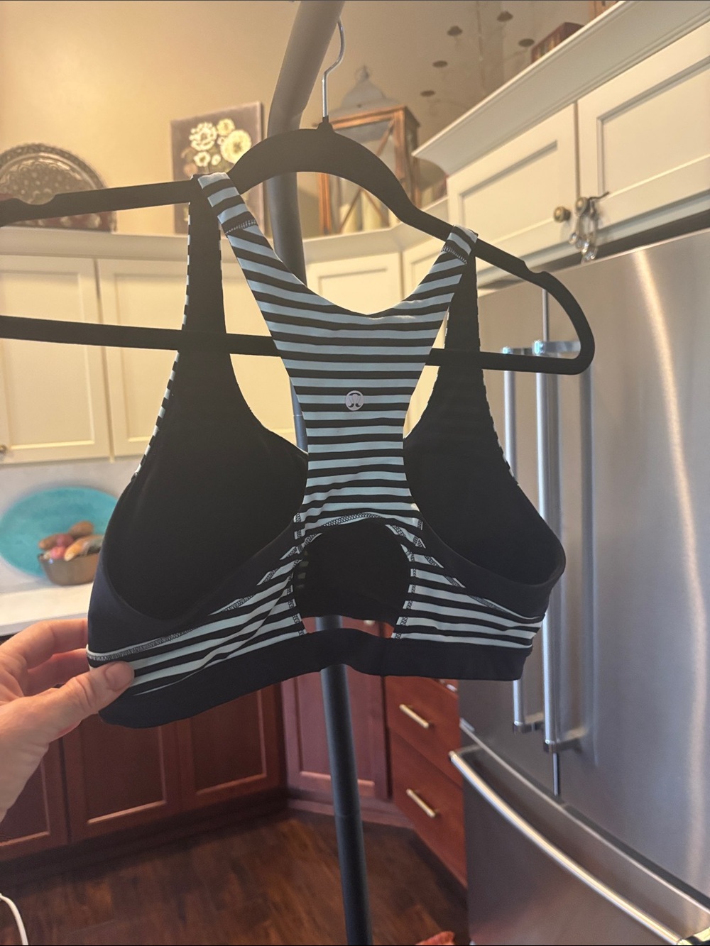 Lululemon - Picture 2 of 3